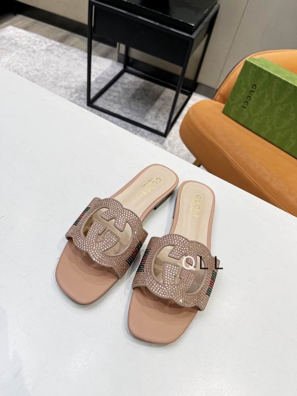 Gucci Women's Slippers 343